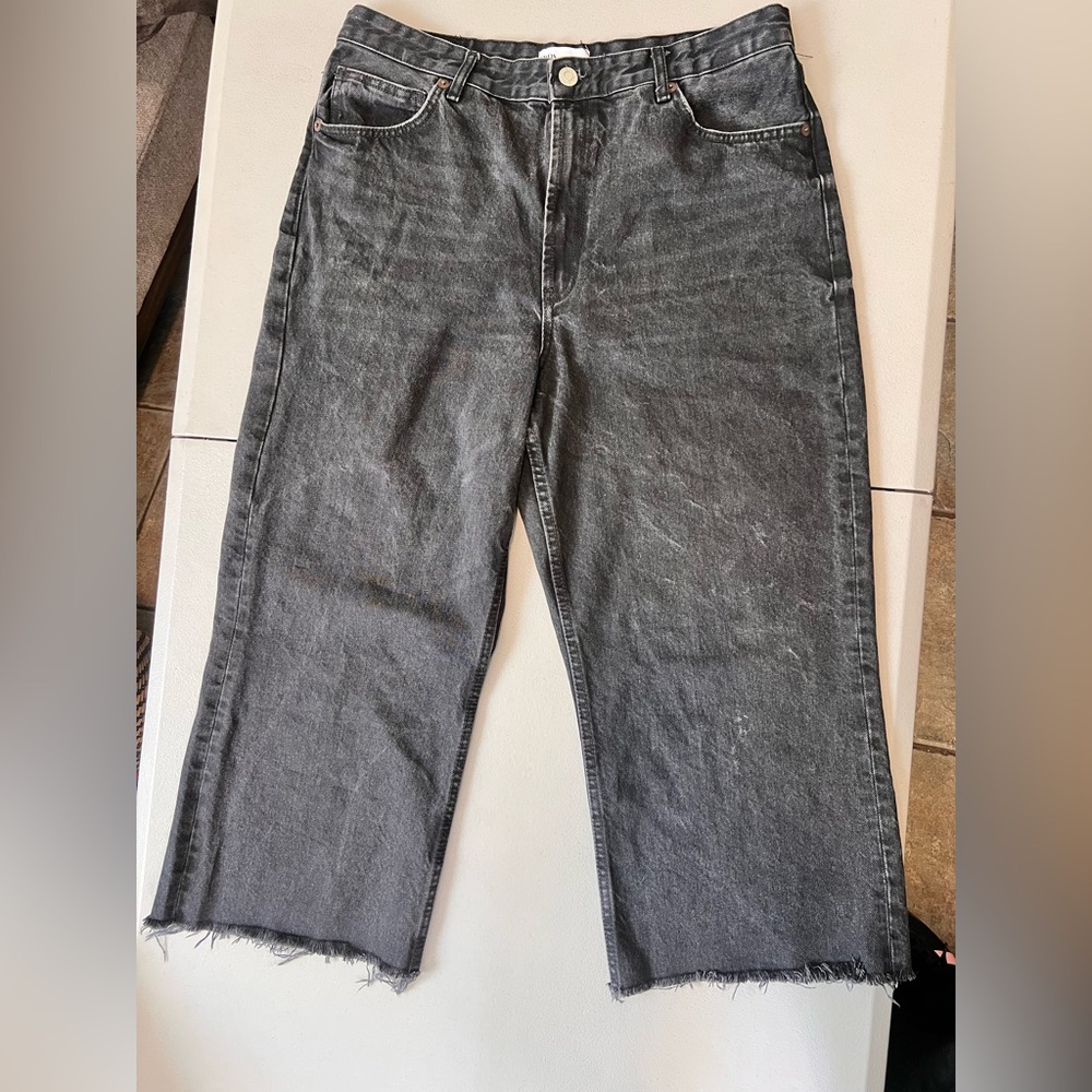 Zara high waist wide leg cropped‎ jeans raw hem size 12